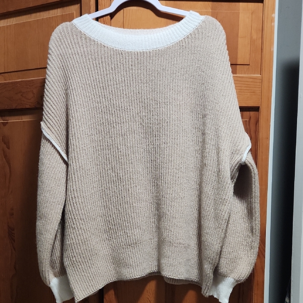 SHEIN Beige and White Crew Neck Sweater